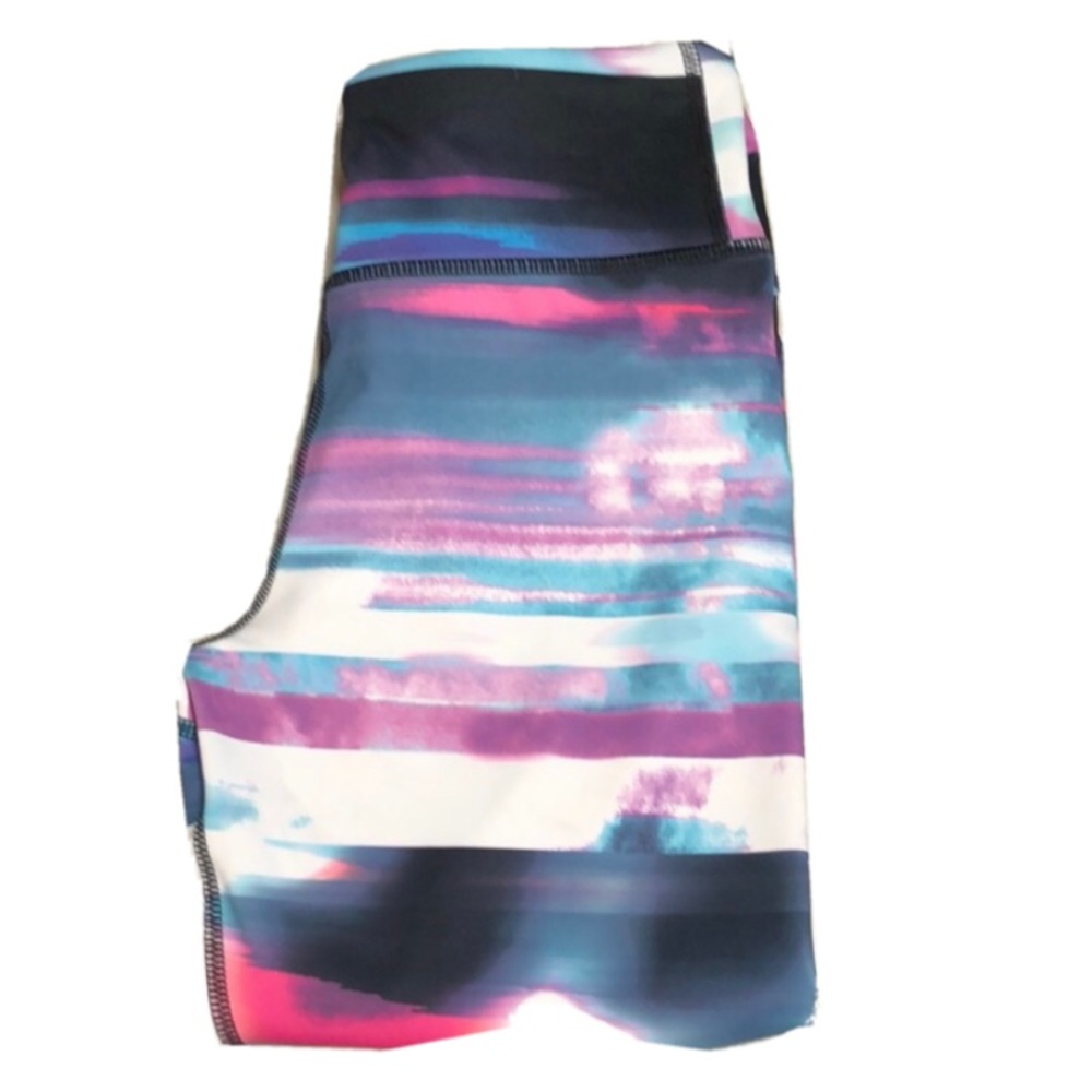 Express EXPcore Multicolored Capri leggings size XS - Picture 4 of 9